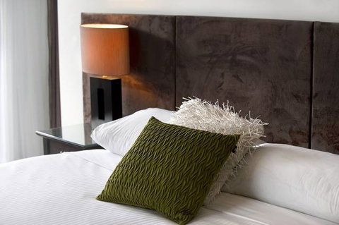 May Park Executive Apartments - Hobart Tourism 3