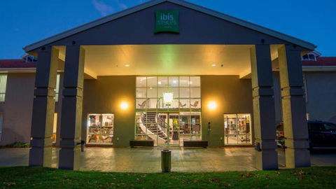 Ibis Styles Canberra - Tourism TAS 6