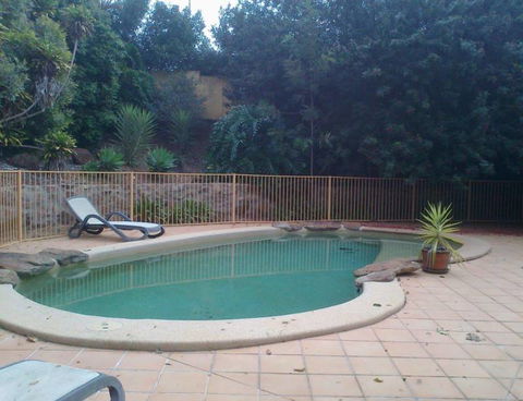 Red Bridge Motor Inn - Tourism TAS 14