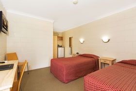Nambour Lodge Motel - Tourism TAS 7