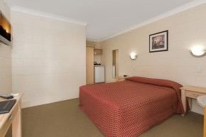 Nambour Lodge Motel - Tourism TAS 14