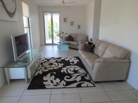 Metzo Noosa Resort - Tourism TAS 6