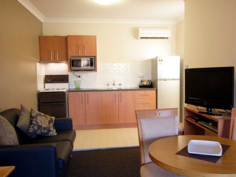 Narellan Motor Inn - Tourism TAS 3