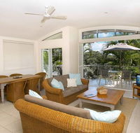 Noosa Outrigger Beach Resort - Tourism TAS