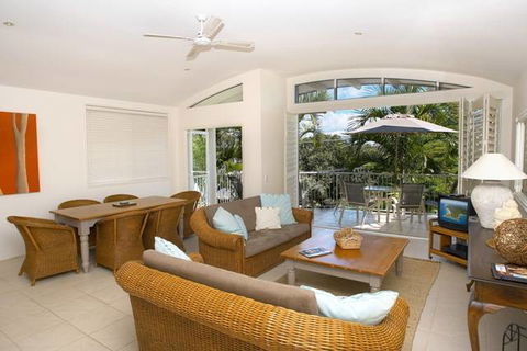 Noosa Outrigger Beach Resort - Tourism TAS 0