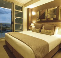 Oaks Embassy Hotel - Tourism TAS