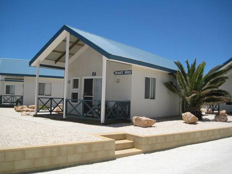Oceanside Village - Tourism TAS 4
