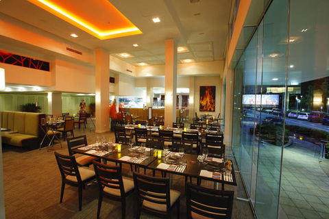 Pacific Hotel Cairns - Tourism TAS 1