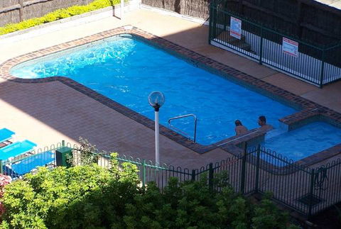 Pacific Surf Absolute Beachfront Apartments - Hobart Tourism 2