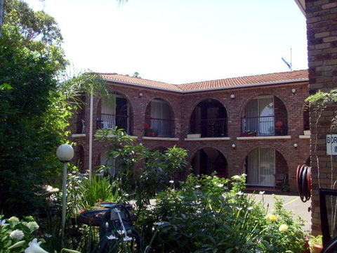 Palm Court Motel - Hobart Tourism 3
