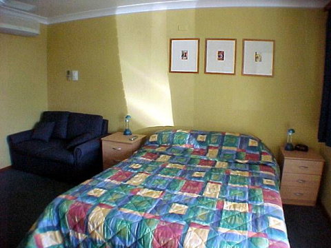 Palm Valley Motel - Tourism TAS 2