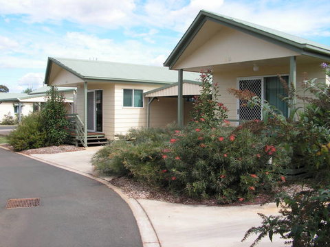 Pepper Tree Cabins - Tourism TAS 4