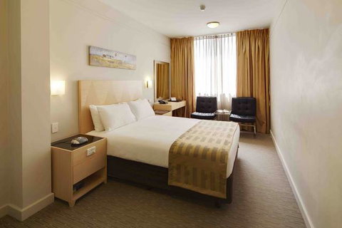 Quality Hotel Ambassador Perth - Tourism TAS 6