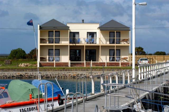 Manns Beach VIC Tourism TAS