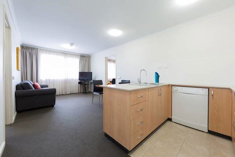 Premier Hotel & Apartments - Hobart Tourism 1