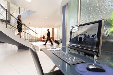 Premier Hotel & Apartments - Hobart Tourism 7