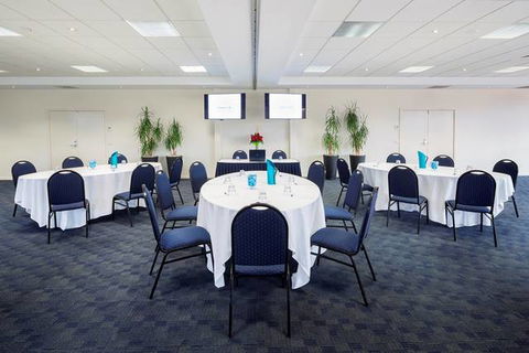 Premier Hotel & Apartments - Hobart Tourism 11