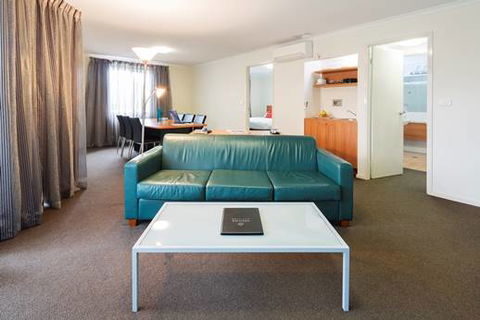Premier Hotel & Apartments - Hobart Tourism 12