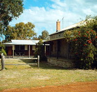 Quaalup Homestead Wilderness Retreat