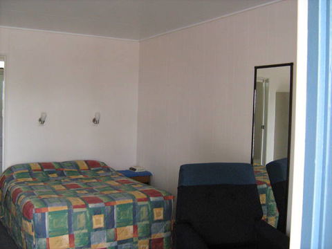 Rest Easi Motel - Tourism TAS 2