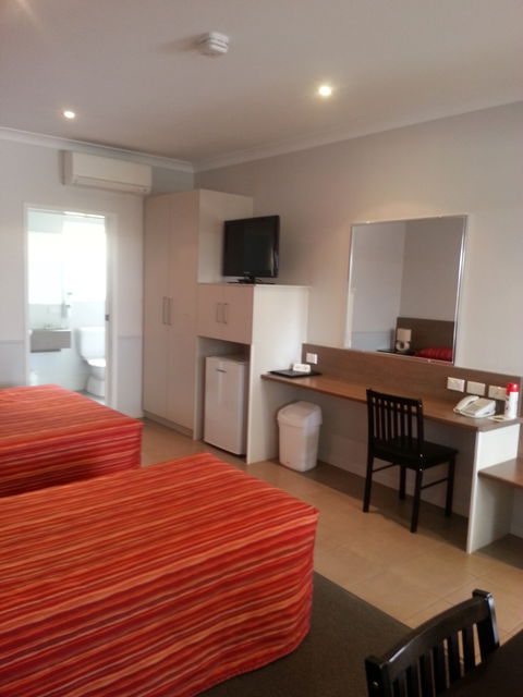 Roma Inland Motor Inn - Hobart Tourism 4