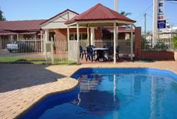 Roma Mid Town Motor Inn - Hobart Tourism 0