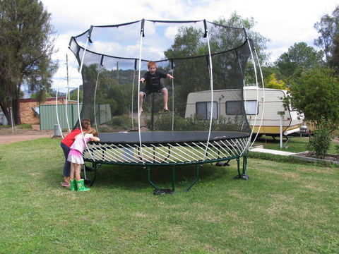 Sandy Hollow Tourist Park - Hobart Tourism 5