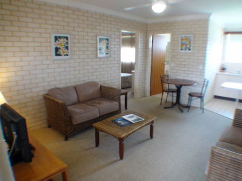 Santa Fe Motel And Holiday Units - Hobart Tourism 3