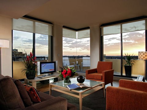 Seasons Harbour Plaza Sydney - Tourism TAS 2