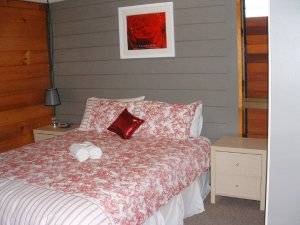 Shelly Beach Cabins - Hobart Tourism 9