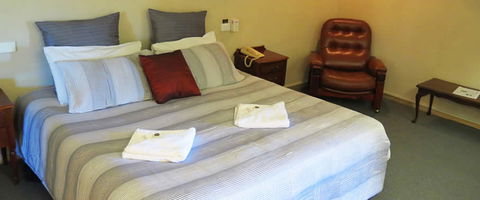 Sisleys Motel - Tourism TAS 0