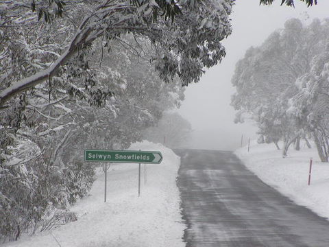 Snowy Mountains Motel - Tourism TAS 3