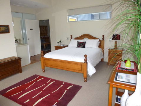 Sunrise Bed & Breakfast - Hobart Tourism 2