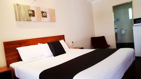 Roma Explorers Inn - Hobart Tourism 1