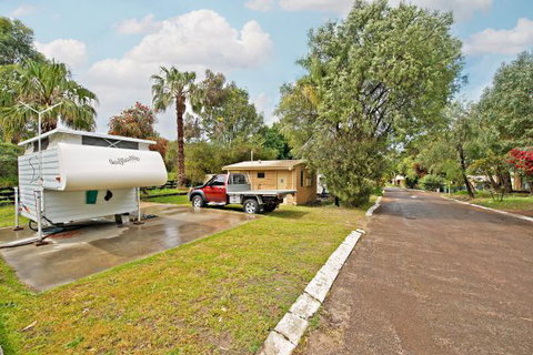 Acclaim Pine Grove Holiday Park - Tourism TAS 10