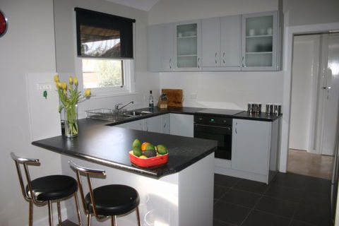Banksia Cottage - Hobart Tourism 6