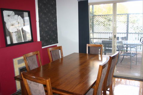 Banksia Cottage - Hobart Tourism 8