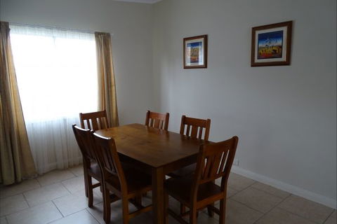 Silver Hill Townhouse - Tourism TAS 14