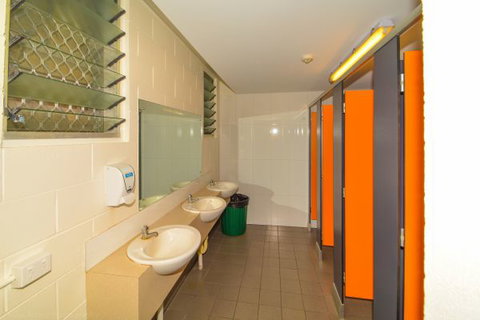 Chillis Backpackers - Tourism TAS 8