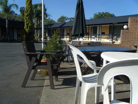 Taree Highway Motor Inn - Hobart Tourism 1