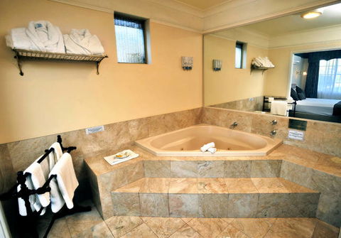 The Clifton Motel And Grittleton Lodge - Hobart Tourism 6