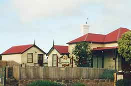 The Finials - Hobart Tourism 0