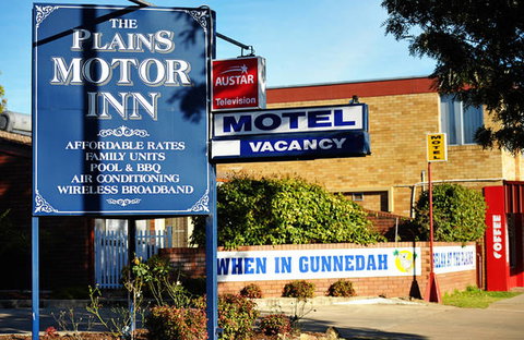 Plains Motor Inn - Tourism TAS 4