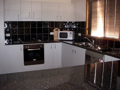 The Real McCoy Holiday Accommodation - Tourism TAS 1