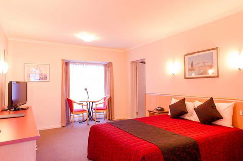 The Waverley International Hotel - Hobart Tourism 1