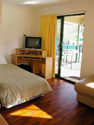 T's Tennis Resort - Hobart Tourism 0