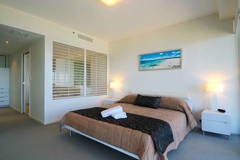 Ultra Broadbeach - Tourism TAS 0
