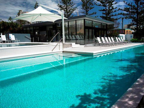 Ultra Broadbeach - Tourism TAS 2