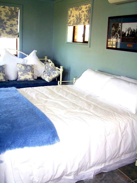 Walls Court Bed & Breakfast - Tourism TAS 0