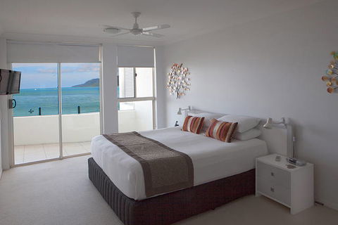 Waters Edge Apartments Cairns - Hobart Tourism 0